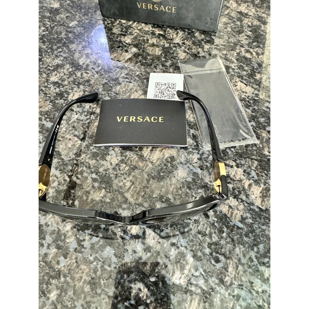 Versace 4453 GB1/87 Medusa Biggie Sunglasses Black Gold Oversized Womens‎ 56mm